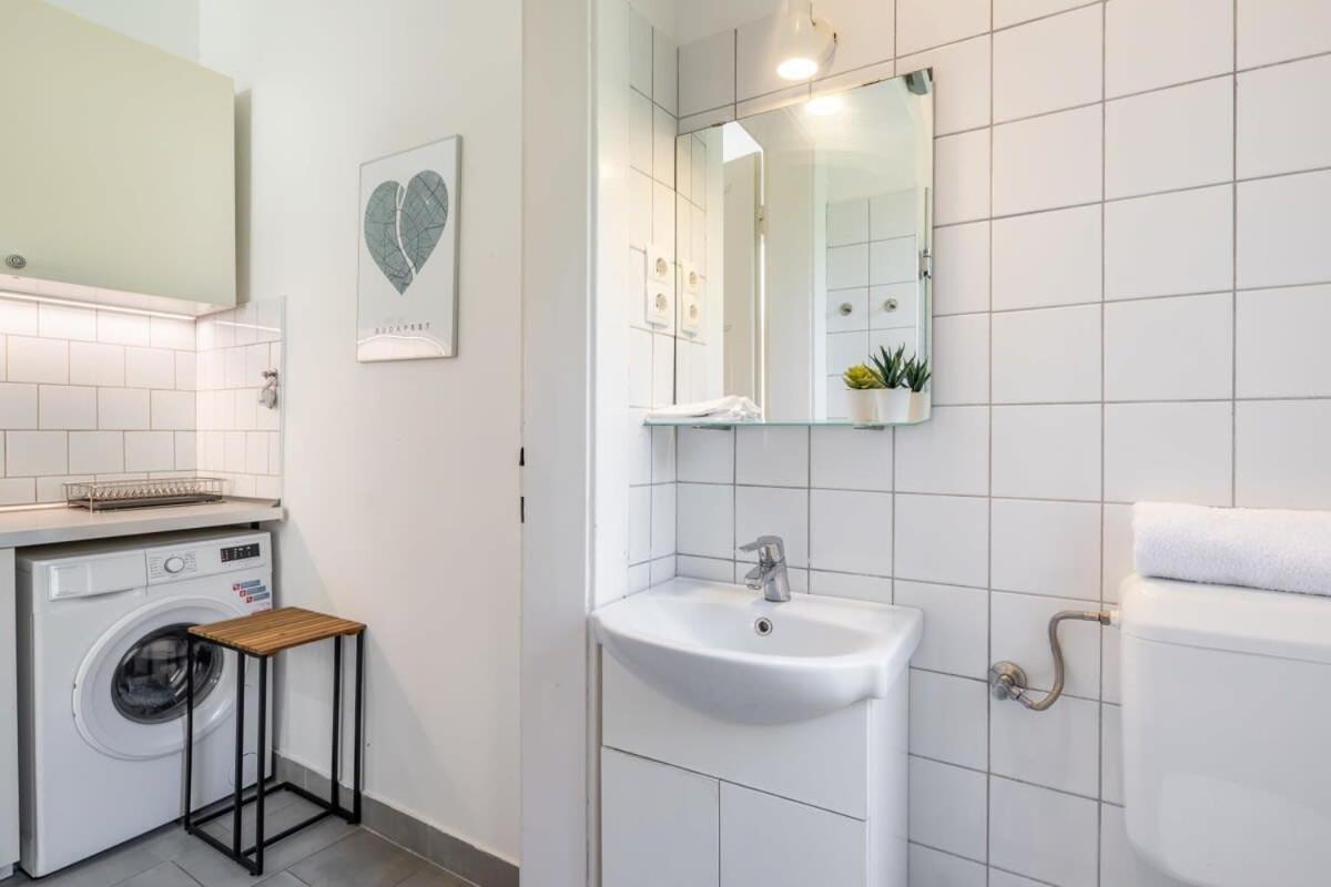 Lovely & Cozy Home With A C Budapesta Exterior foto